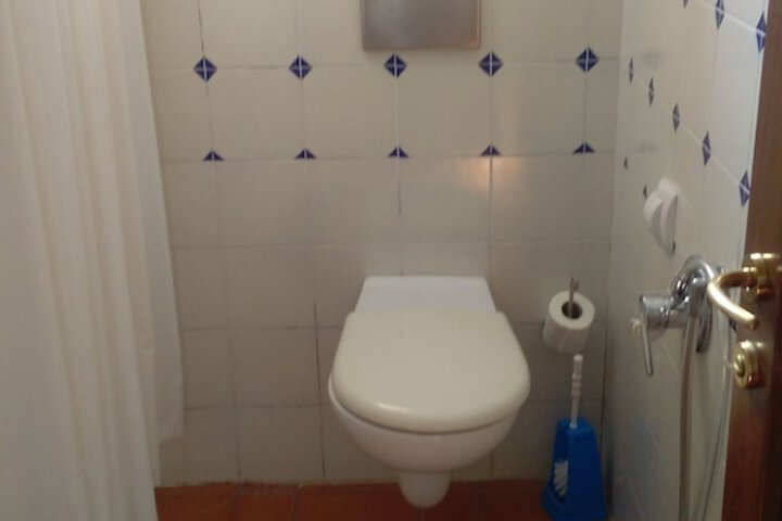 Room 14 of 20