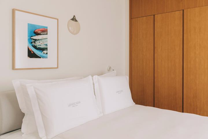 Room 115 of 186