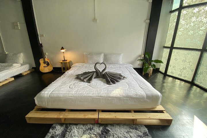 Room 10 of 44