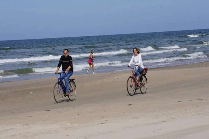 Beach 42 of 71