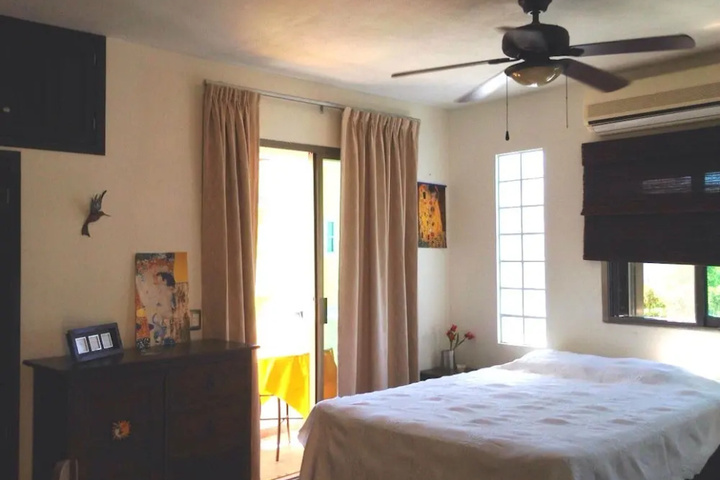 Room 3 of 6