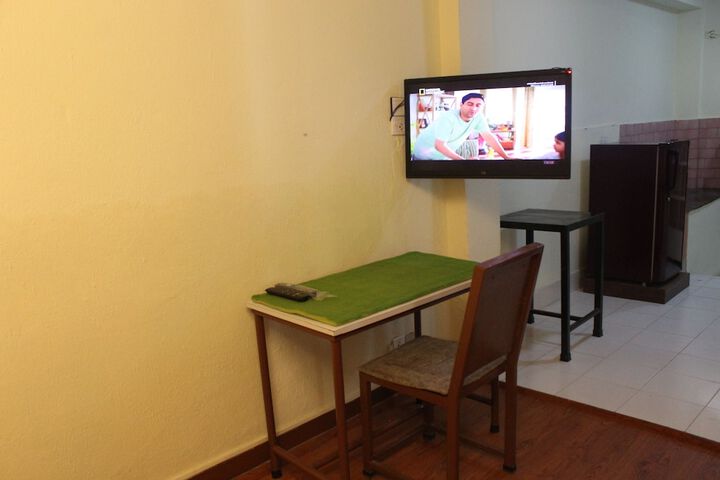 Room 27 of 50