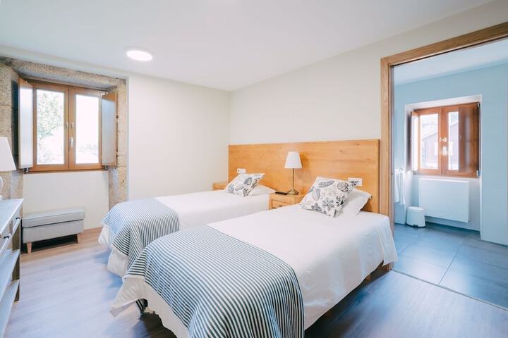 Room 10 of 51