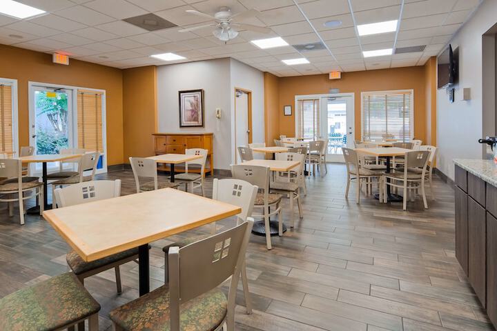 Breakfast area