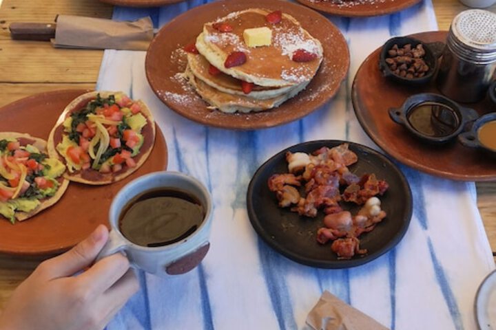 Breakfast/Coffee Service 54 of 70