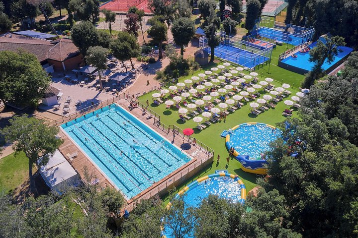 Pool 82 of 159