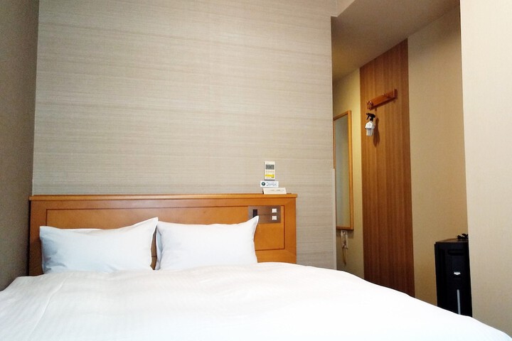 Room 5 of 26