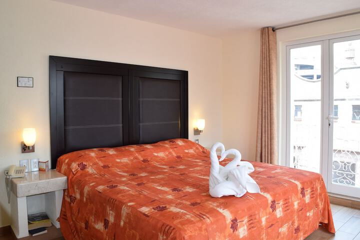 Room 10 of 60