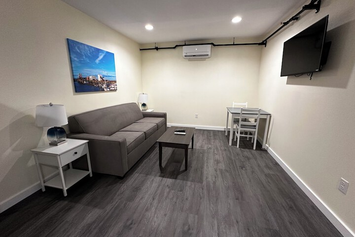 Room 40 of 80