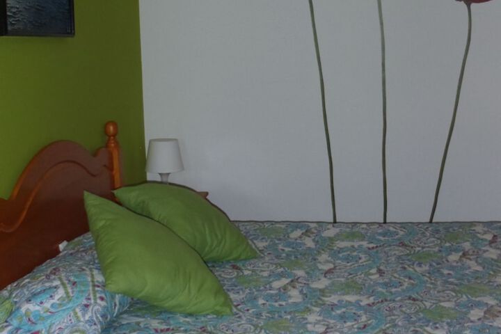 Room 11 of 26