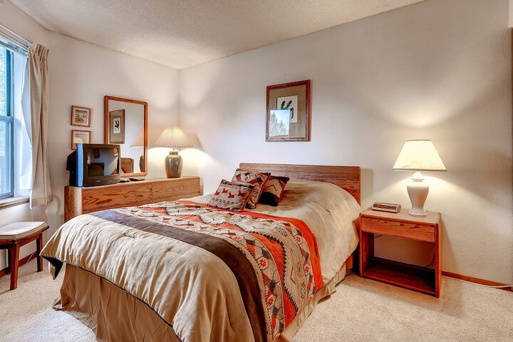 Room 3 of 155