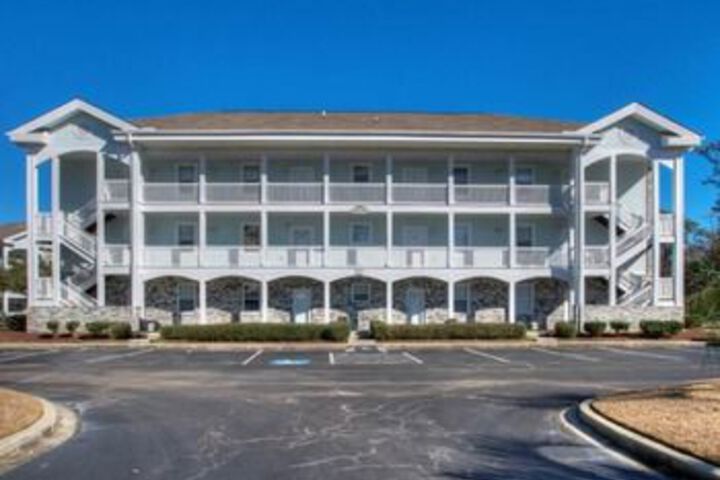 Hotel 8 of 30