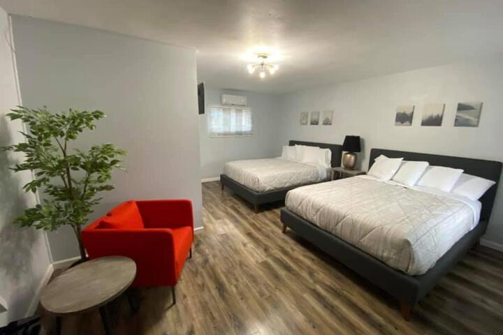 Veda Inn &  Cottages in Maggie Valley, NC