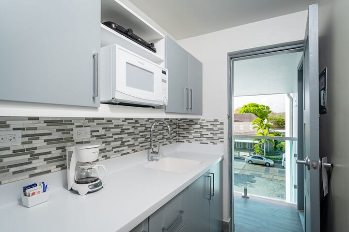 Private kitchenette