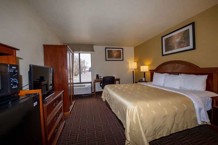 Room 25 of 68