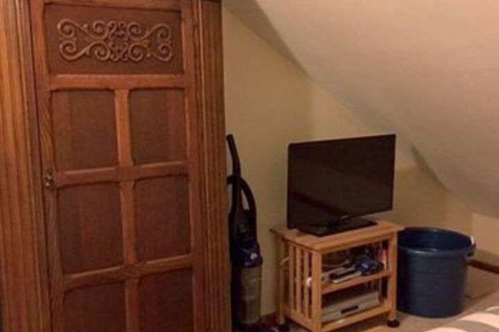Room 120 of 697
