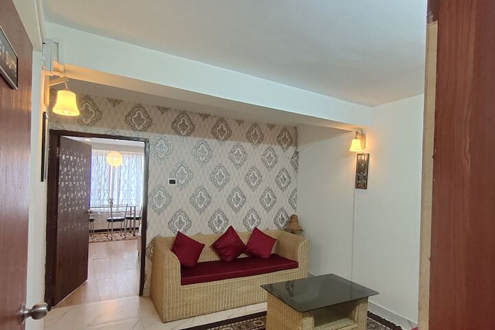 Room 15 of 34
