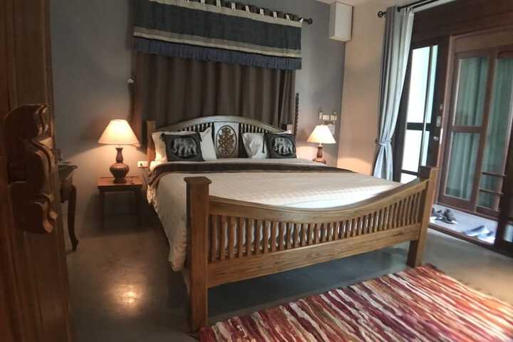Room 5 of 62