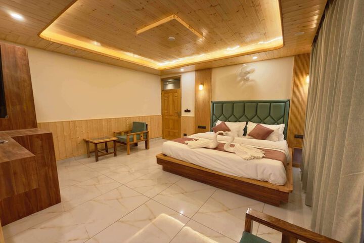 Room 18 of 39