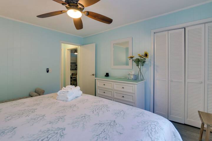 Room 2 of 37