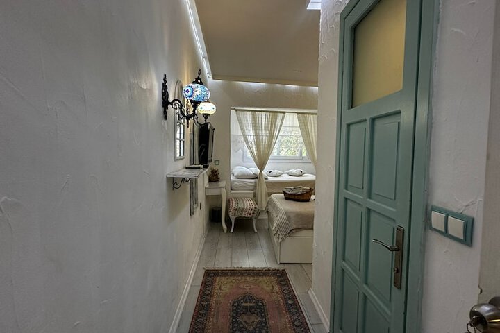 Room 28 of 54