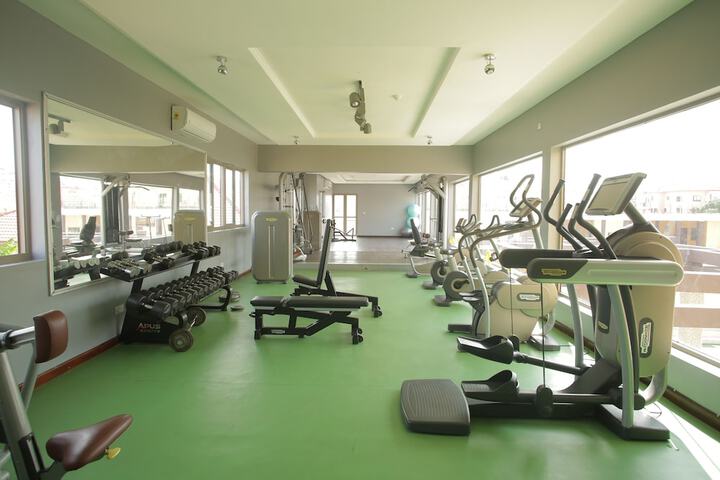 Health and Fitness 35 of 48