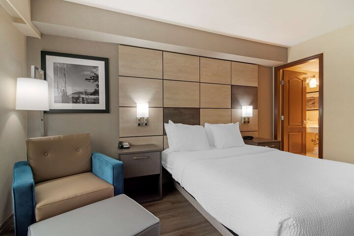 Room 12 of 81
