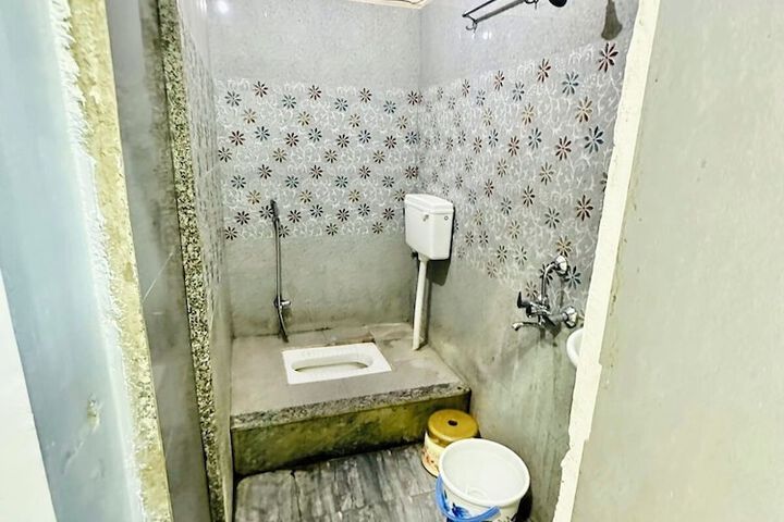 Room 50 of 59