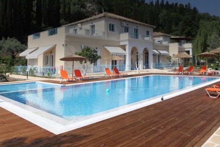 Apartments Avra in Lefkada