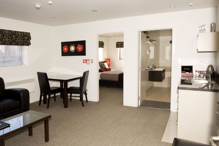 Room 25 of 57