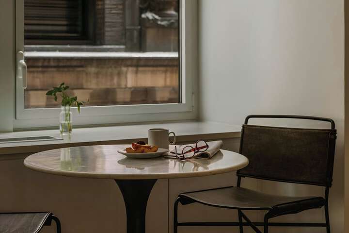 Room 46 of 104