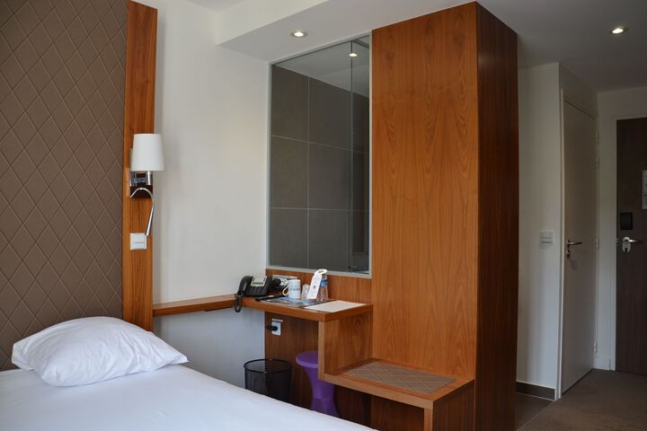 Room 12 of 13