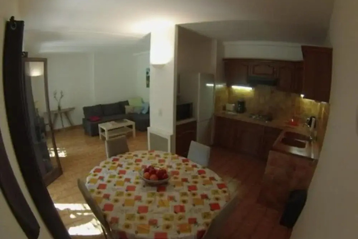 Room 11 of 24