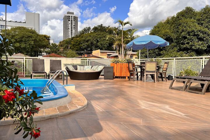 Pool Hotel