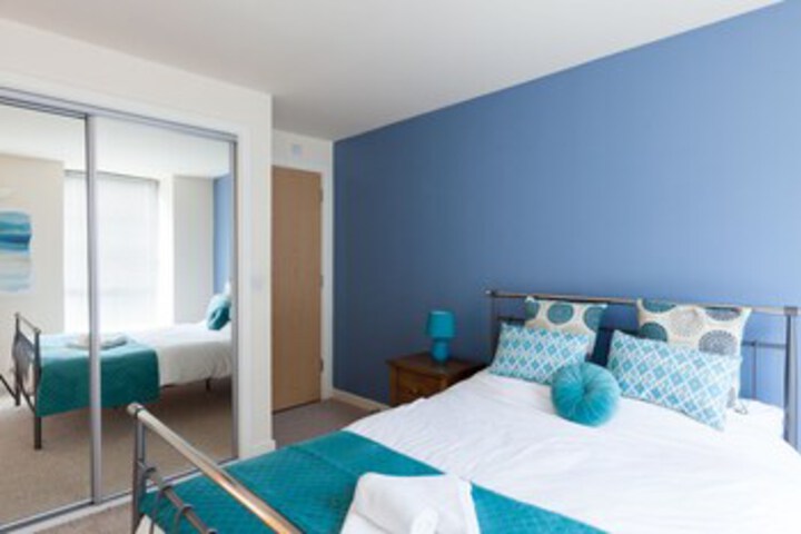 Room 33 of 35