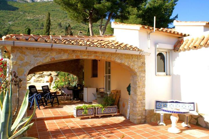 Property image 3