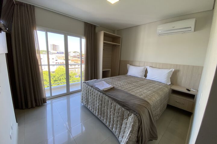 Room 25 of 84