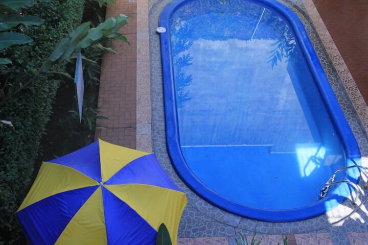 Hotel Pool
