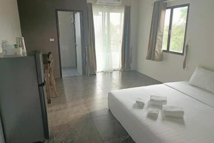 Room 5 of 60