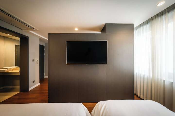 Room 11 of 57