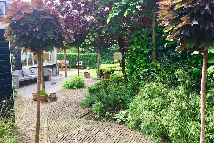Pleasant Holiday Home in Grootschermer With Garden