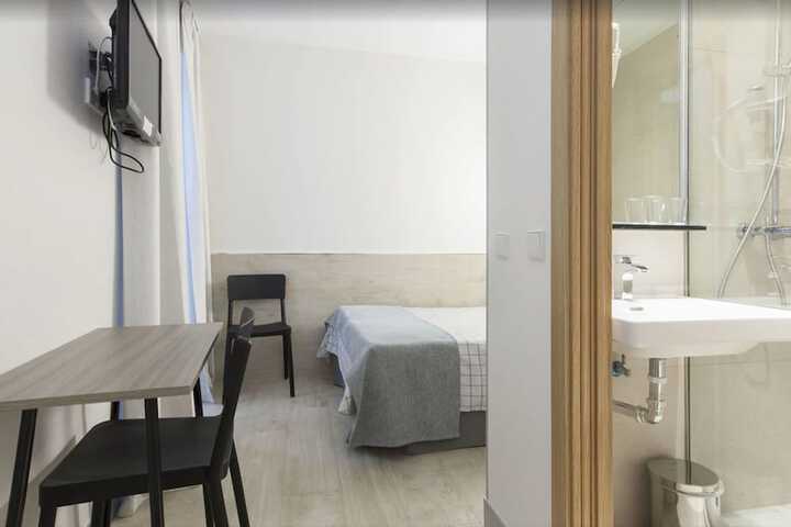 Room 17 of 89