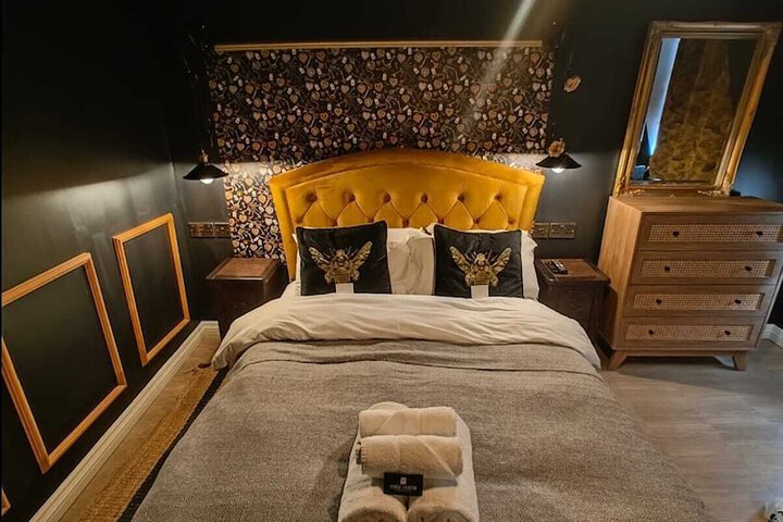 Room 6 of 26