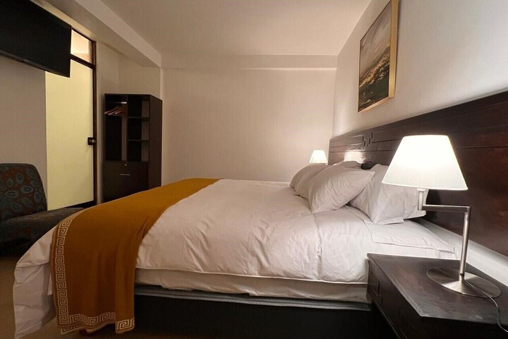 Room 15 of 64