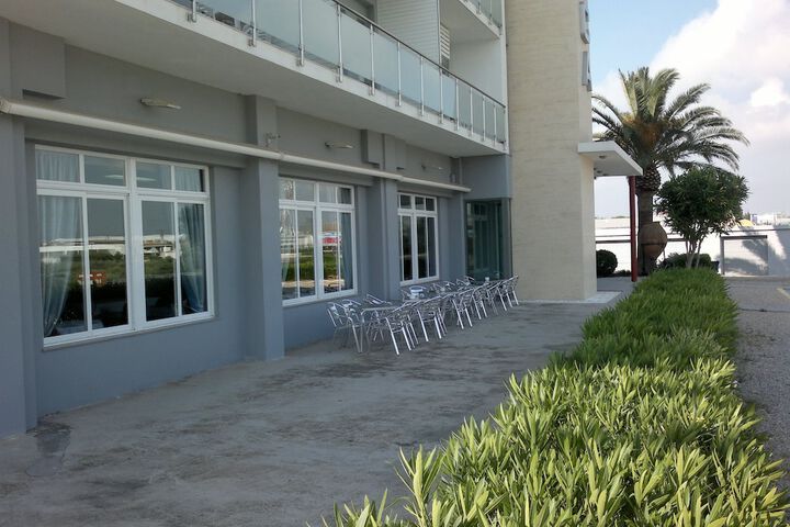 Terrace/Patio 37 of 38