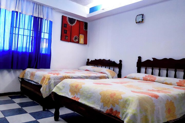 Room 2 of 7