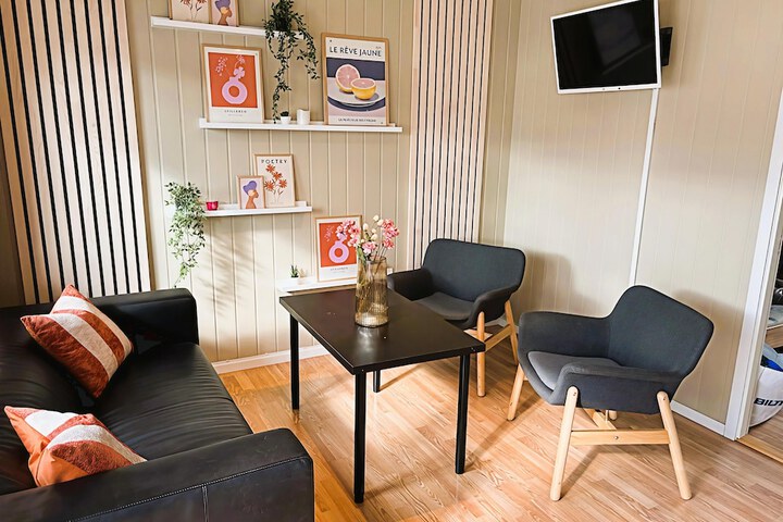 Room 25 of 46