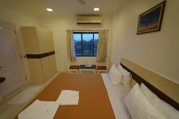 Room 29 of 79