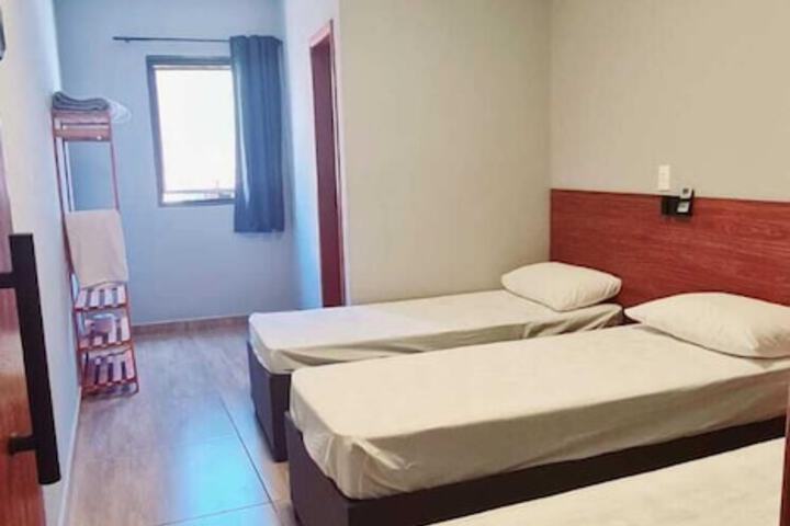 Room 6 of 13
