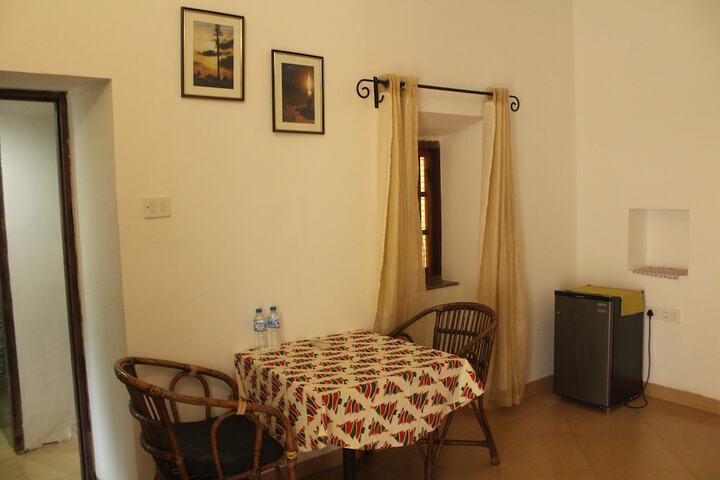 Room 35 of 111